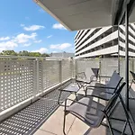 Lam Felidae - Ac - Balcony *