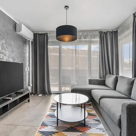 Lam Felidae - Ac - Balcony Bratislava