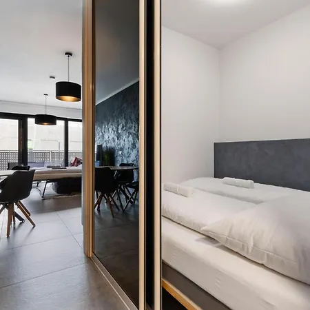 Lam Felidae - Ac - Balcony Apartman Pozsony